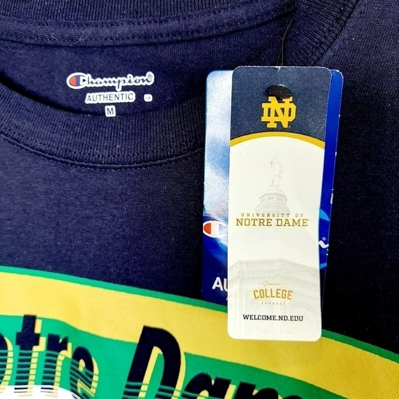 University of Notre Dame Long Sleeve Champion T-Shirt Medium Logo Navy NEW NWT - Picture 3 of 12